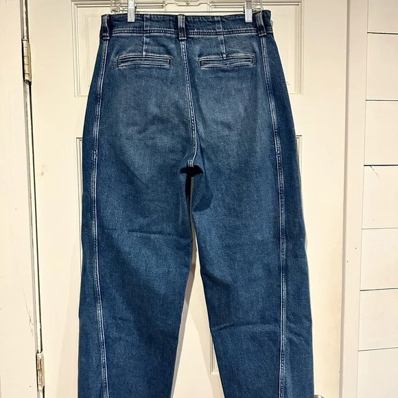 Madewell Women's Straight Leg Jeans in Blue - Picture 3 of 6